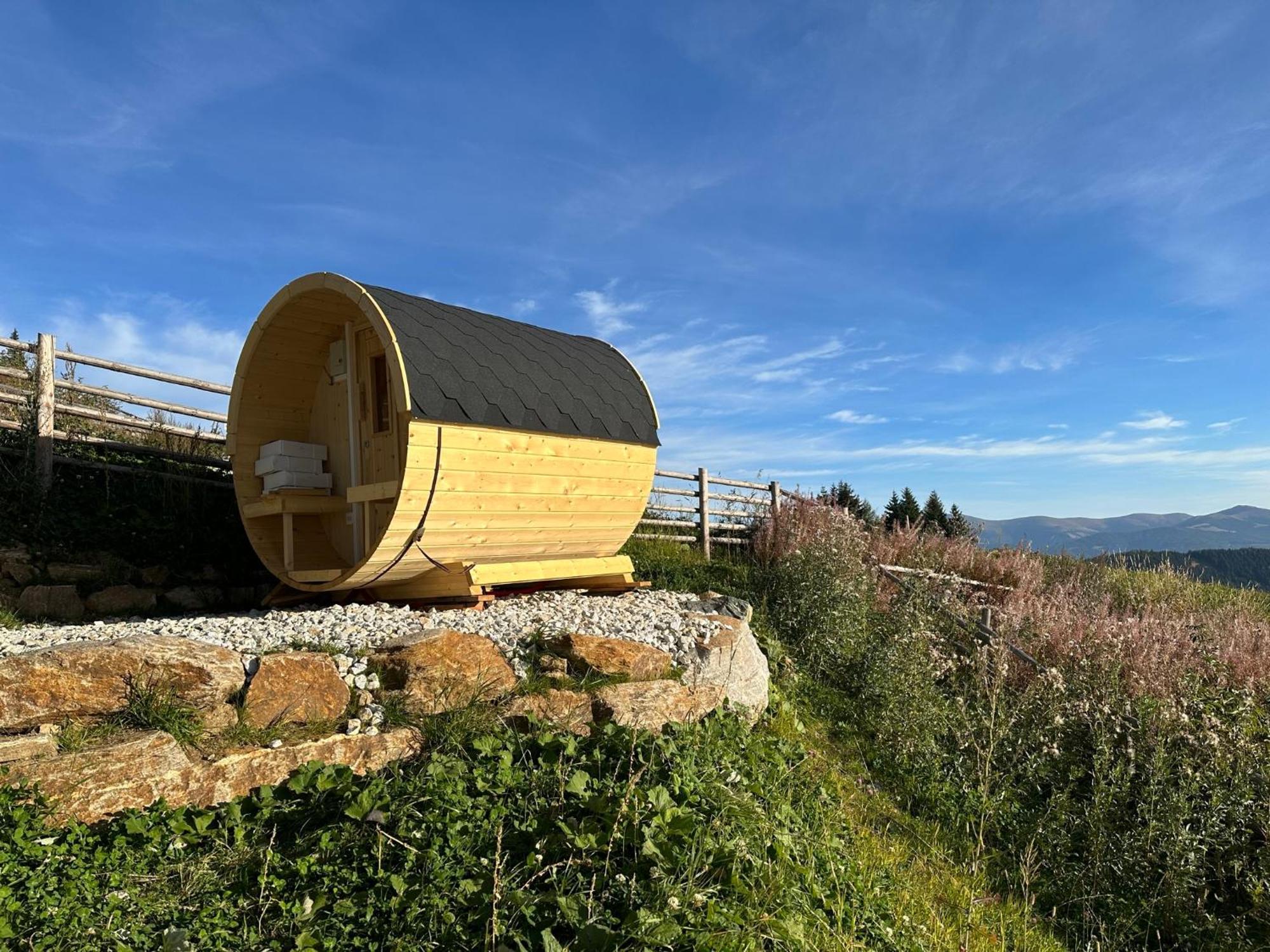 Berglisl - Direkt An Der Schipiste! Neue Ferienwohnung Mit Sauna Klippitztorl Luaran gambar